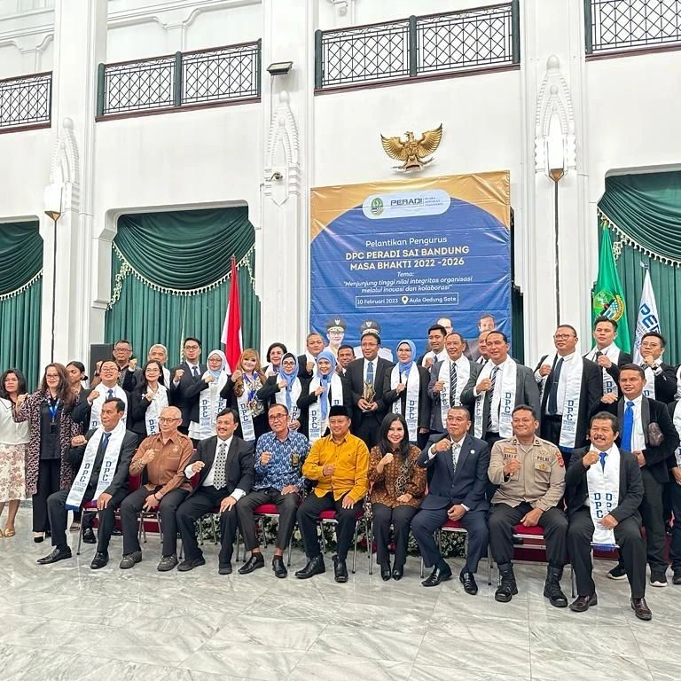 Pelantikan Kepengurusan DPC Peradi-SAI Bandung Masa Bakti (2022 - 2026) telah dilaksanakan tanggal 10 Februari 2023 di Gedung Sate, Bandung. Terpilih Golden Siburian, S.H., M.H. sebagai Ketua DPC yang baru