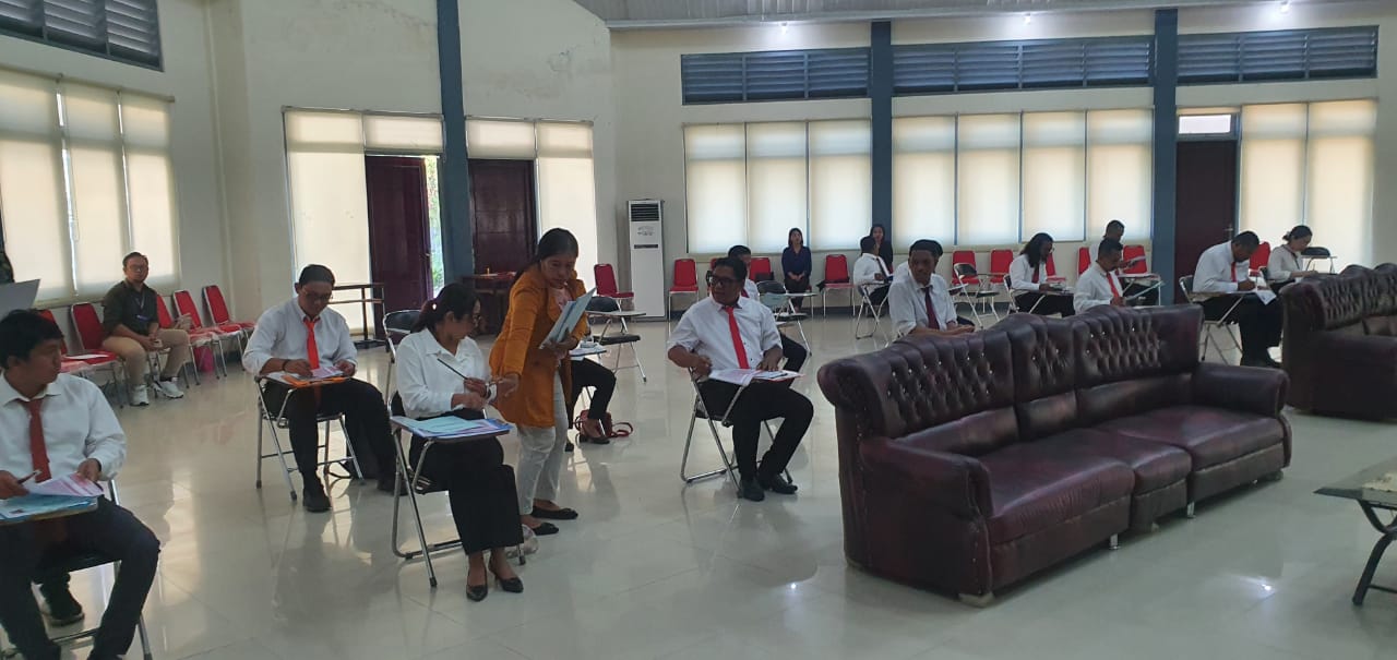 Ujian Profesi Advokat (UPA) DPC Ambon, di kampus PGSD Universitas Pattimura - 18 Maret 2023. Peserta yang mengikuti sebanyak 15 orang.