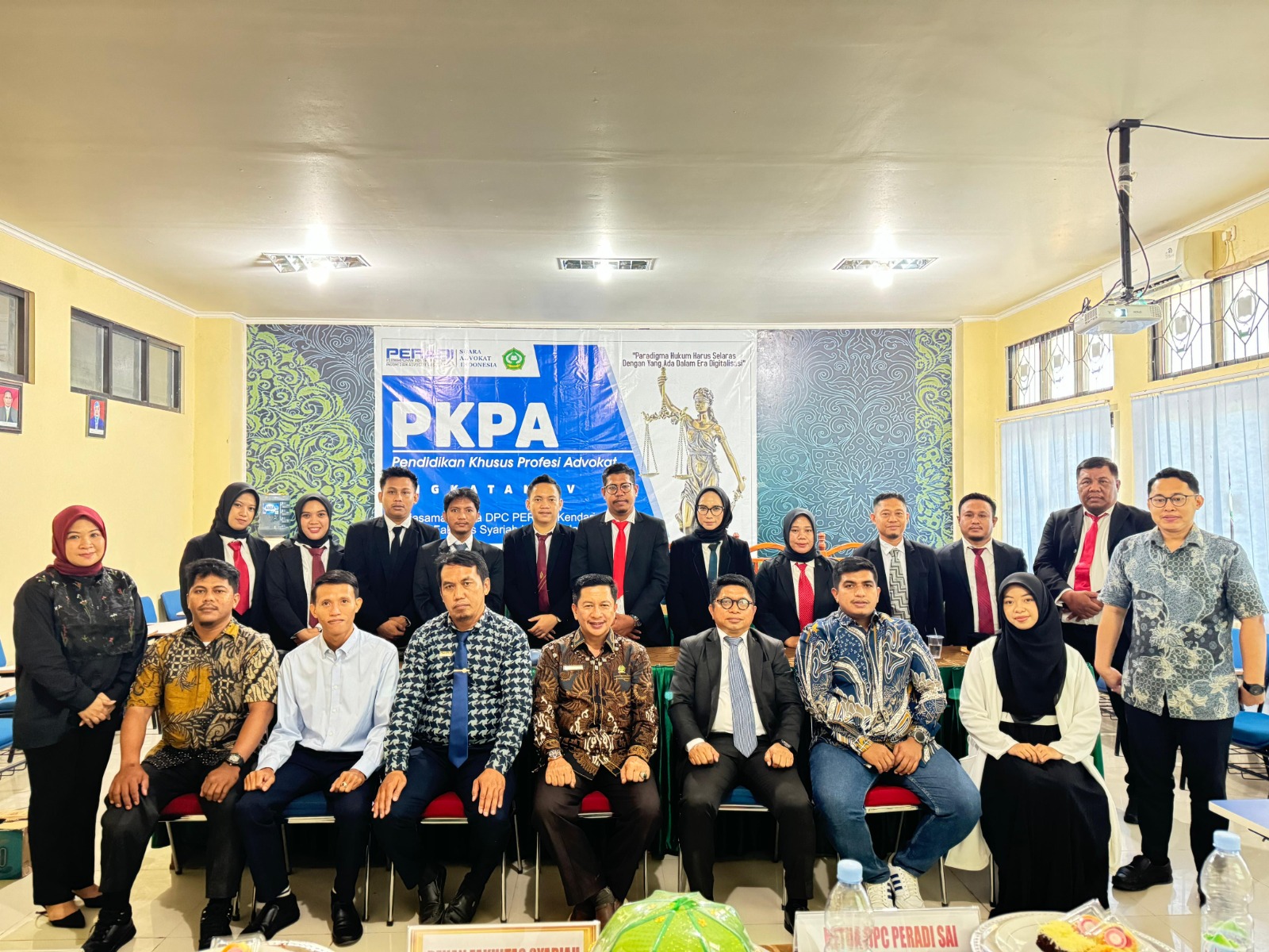 Kerjasama antara DPC PERADI SAI Kendari dengan Fakultas Syariah IAIN Kendari dalam melaksanakan Pendidikan Khusus Profesi Advokat (PKPA) Angkatan ke IV di Fakultas Syariah IAIN Kendari, pada 05 - 18 Oktober 2024 dengan 14 orang yang ikut serta.