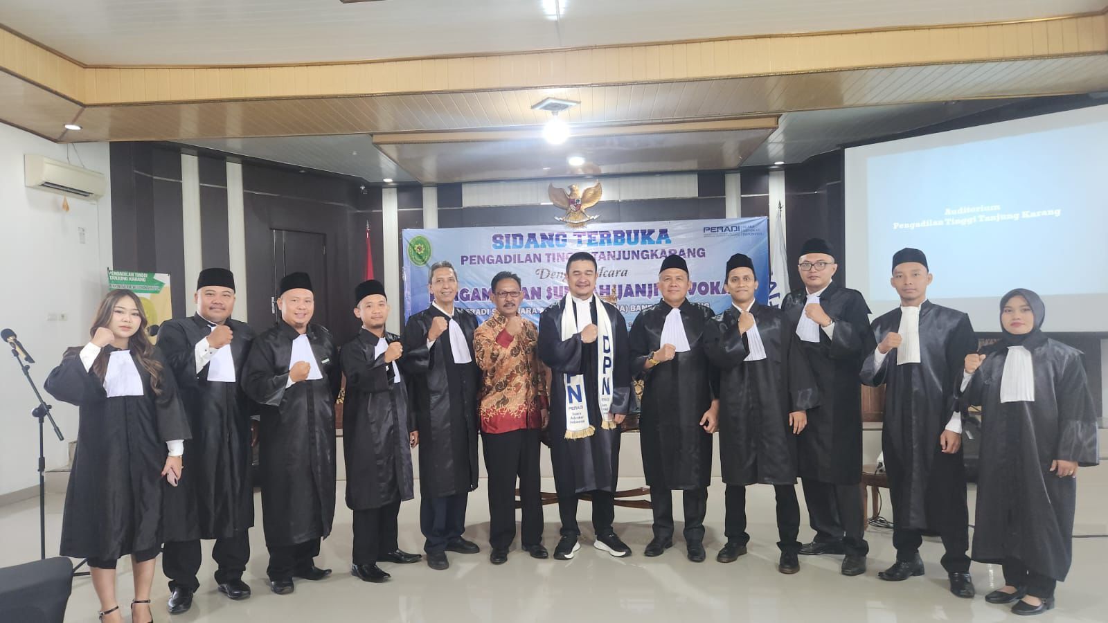 DPC PERADI SAI Lampung mengadakan Pengangkatan anggota, serta dilanjutkan Pengambilan Sumpah/Janji Advokat di Pengadilan Tinggi Tanjung Karang, Kota Bandar Lampung. Pada, Selasa 12 November 2024 dengan Anggota yang resmi dilantik 10 orang