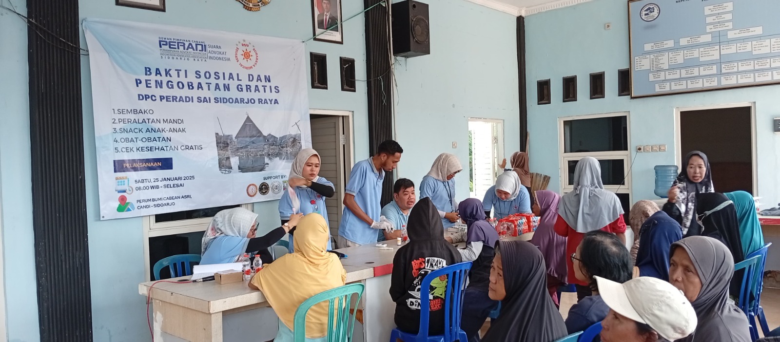 DPC PERADI SAI Sidoarjo Raya dalam menyampaikan giat kemanusiaan di wilayah kabupaten Sidoarjo yang terdampak banjir, pada tanggal 24 Januari 2025 dengan mengadakan Bakti Sosial dan Pengobatan Gratis bagi warga yang terkena dampak musibah