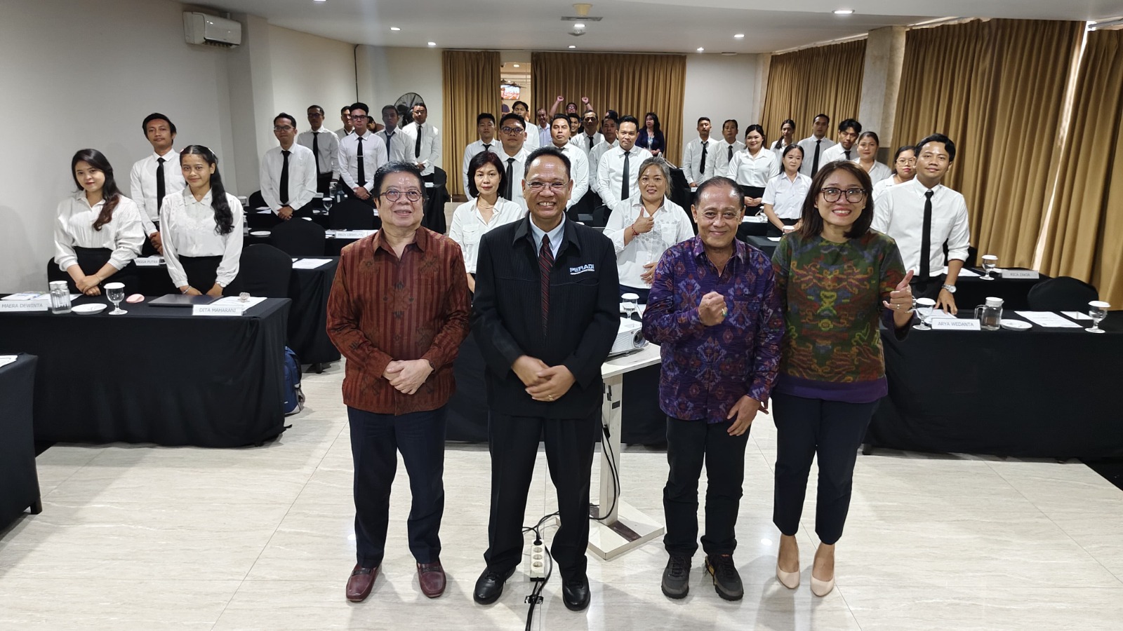 DPC PERADI SAI Denpasar mengadakan Pendidikan Khusus Profesi Advokat (PKPA) pada tanggal 09 Mei s.d. 13 Juni 2025 di Quest San Hotel Denpasar, dengan peserta yang ikut serta sebanyak 32 orang.